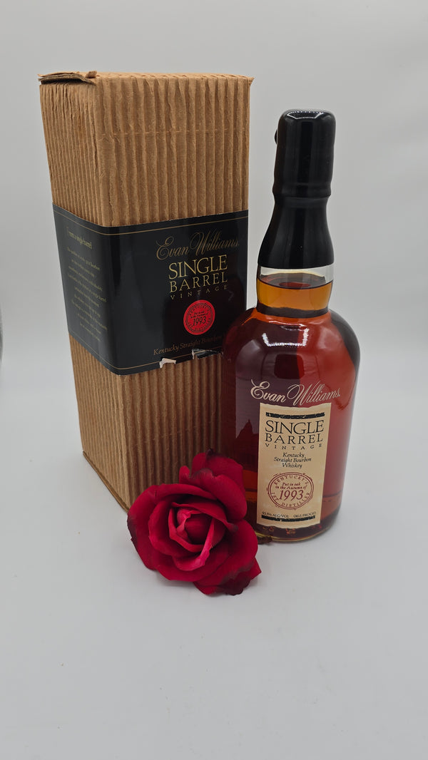 Evan Williams Single Barrel Vintage 1993 (Heaven Hill Pre-fire) with box