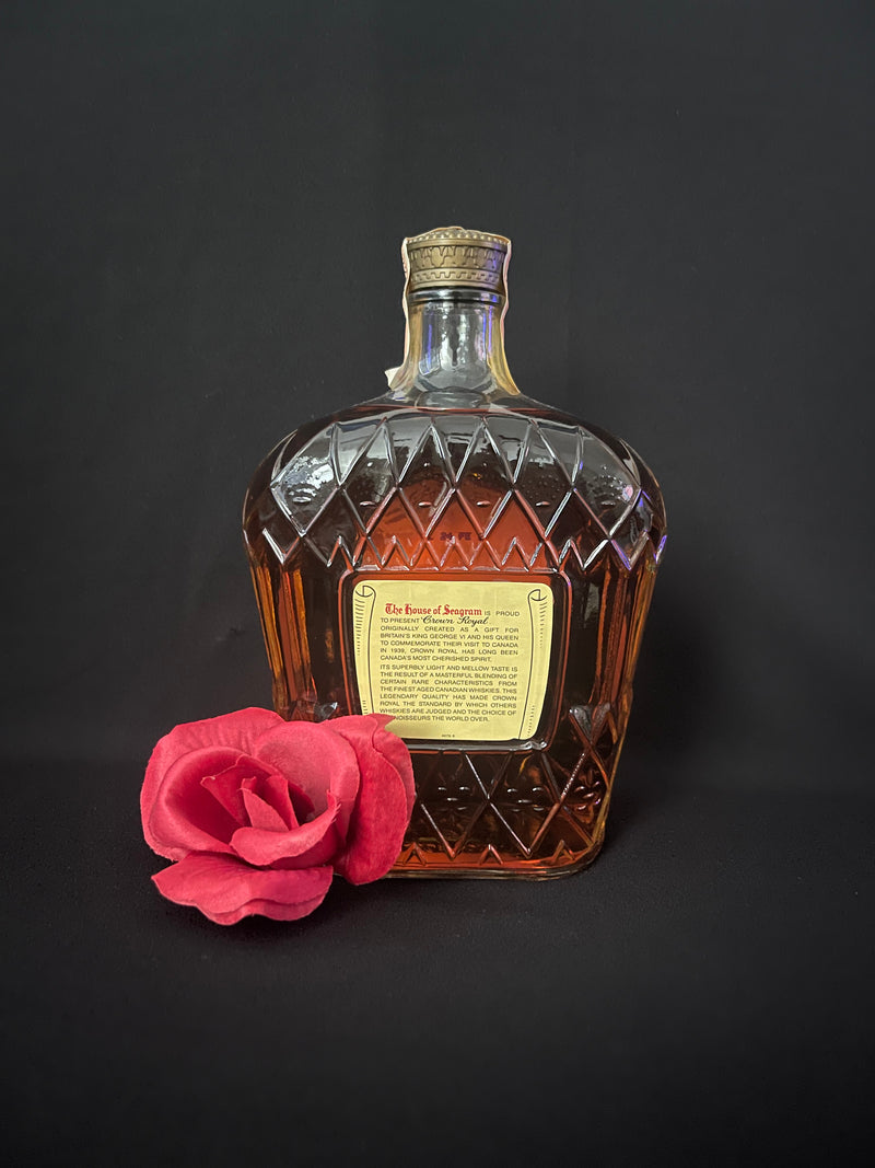 Crown Royal w/bag & box 1L 1982