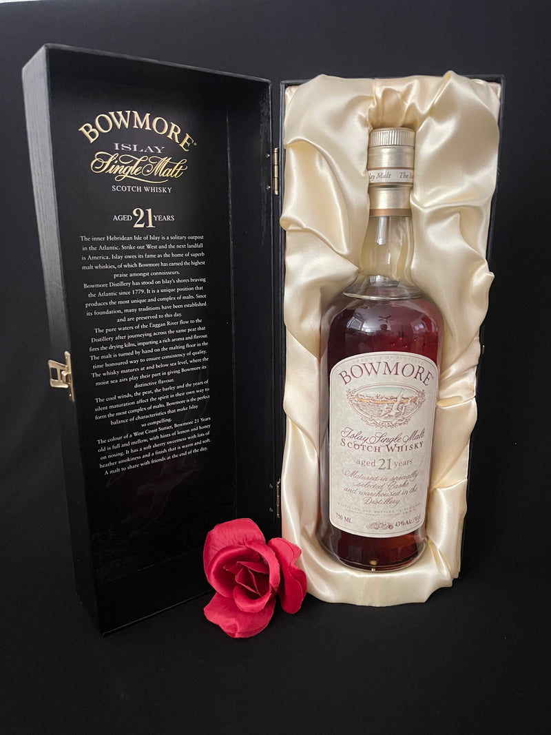 Bowmore 21yr Seagull Label w/ box 750ml 1980’s