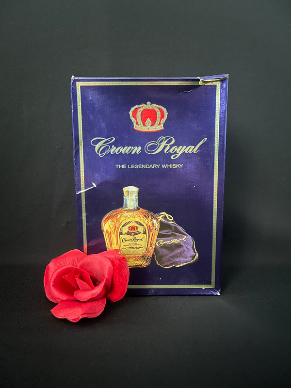 Crown Royal w/bag & box 1L 1982