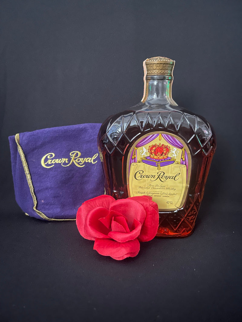 Crown Royal w/bag & box 1L 1971