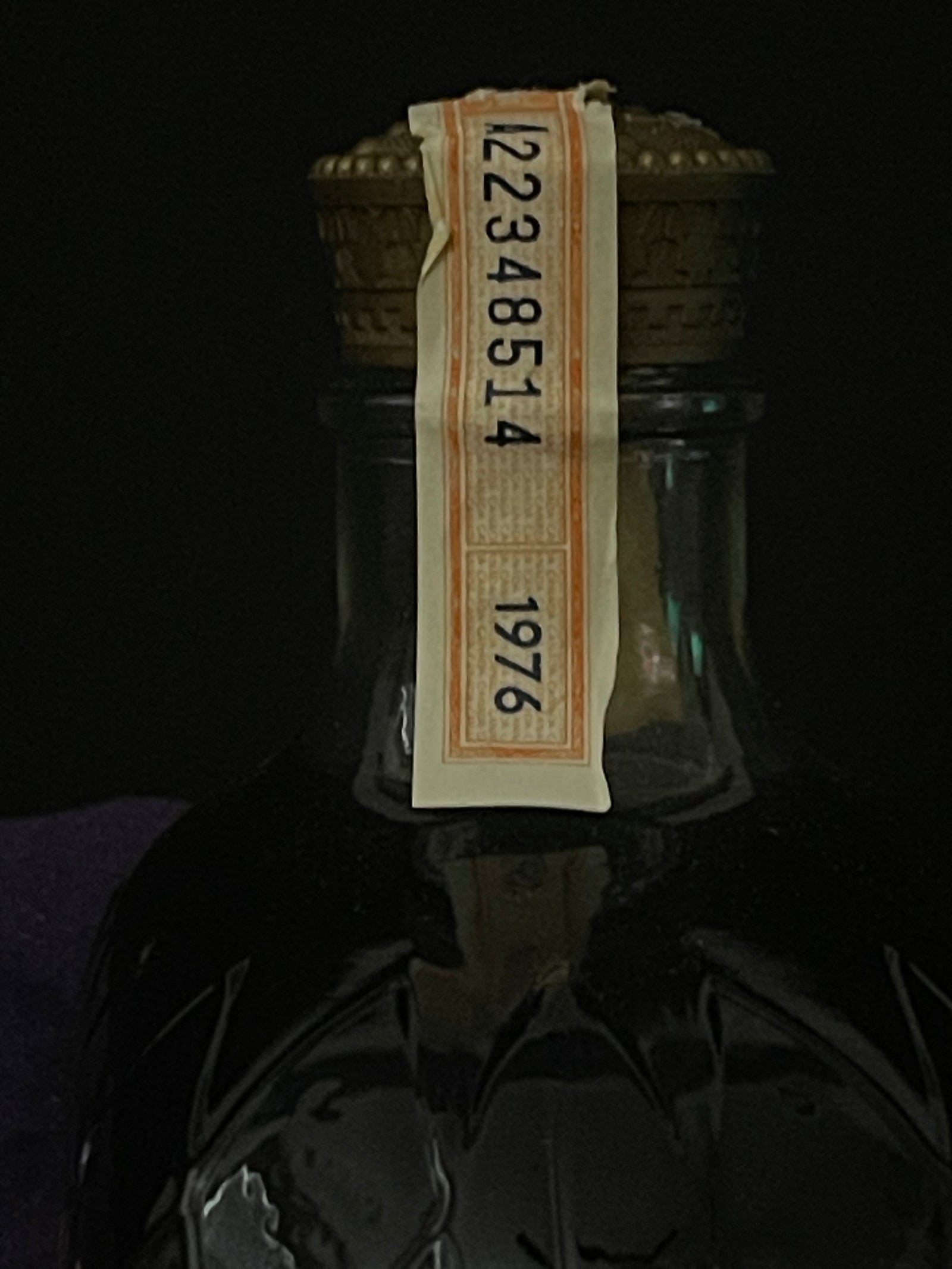 Crown Royal w/ bag 750ml 1976 Crown Royal w/ bag 750ml 1976