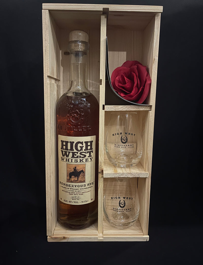 Rendezvous Rye Batch No. 19K12 w/ wooden box, two glasses & info page 700ml 2019