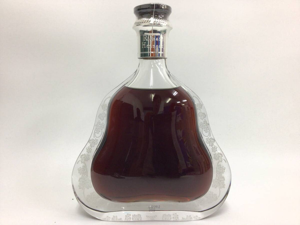 Richard Hennessy (1st Release) Wooden Top with box & stopper