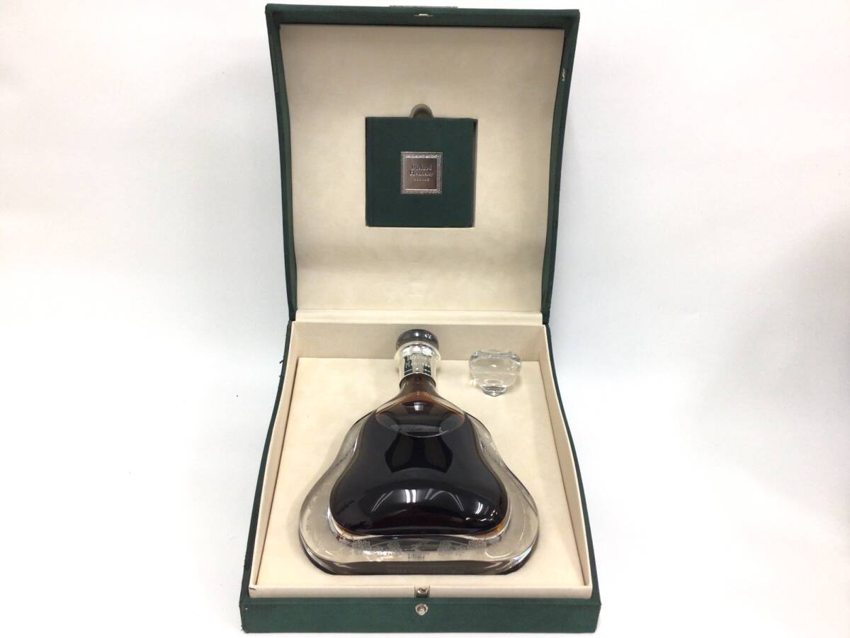 Richard Hennessy first edition (wooden top) with box, replacement stopper, and certificate
