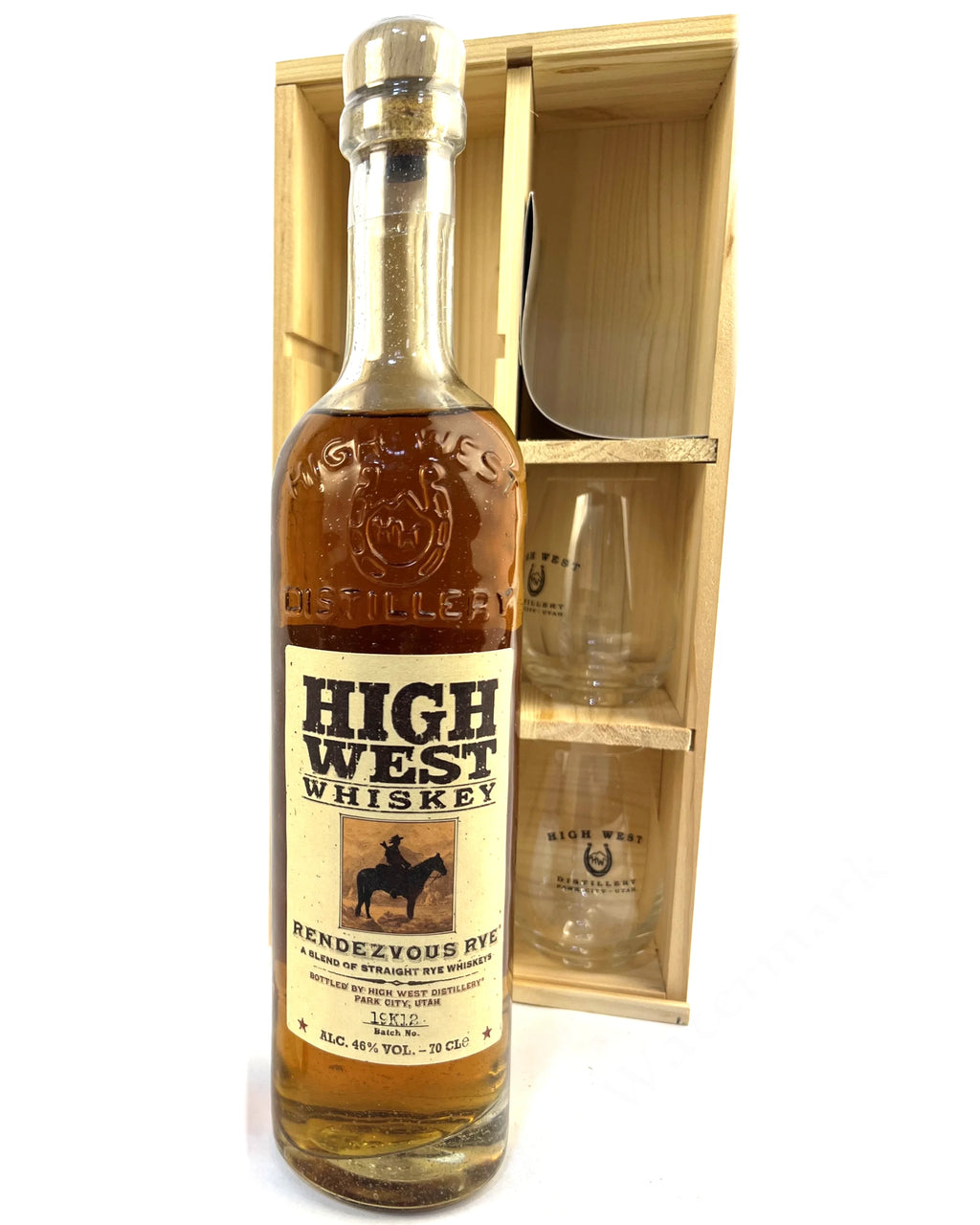 Rendezvous Rye 2019 with gift box and glasses