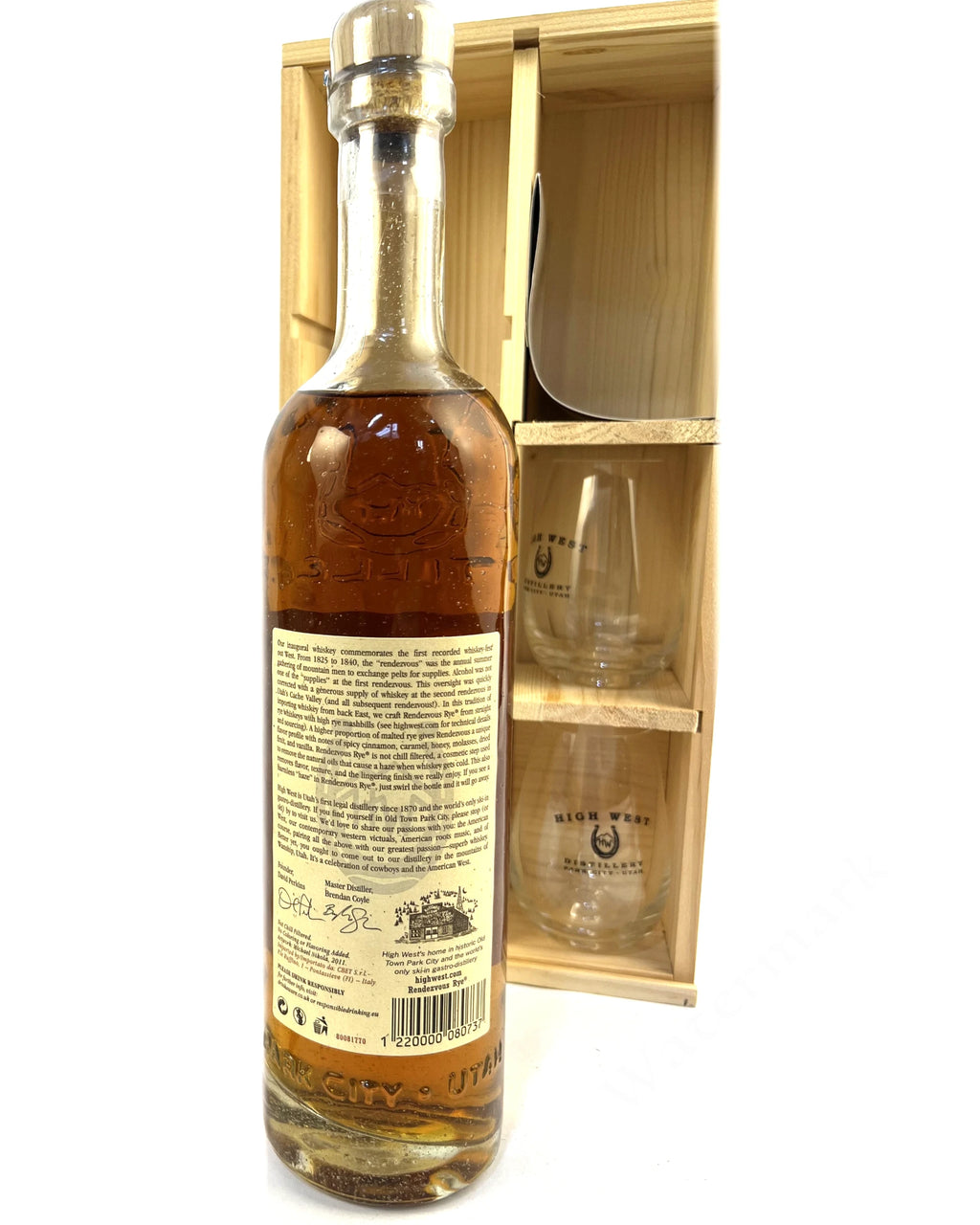 Rendezvous Rye 2019 with gift box and glasses