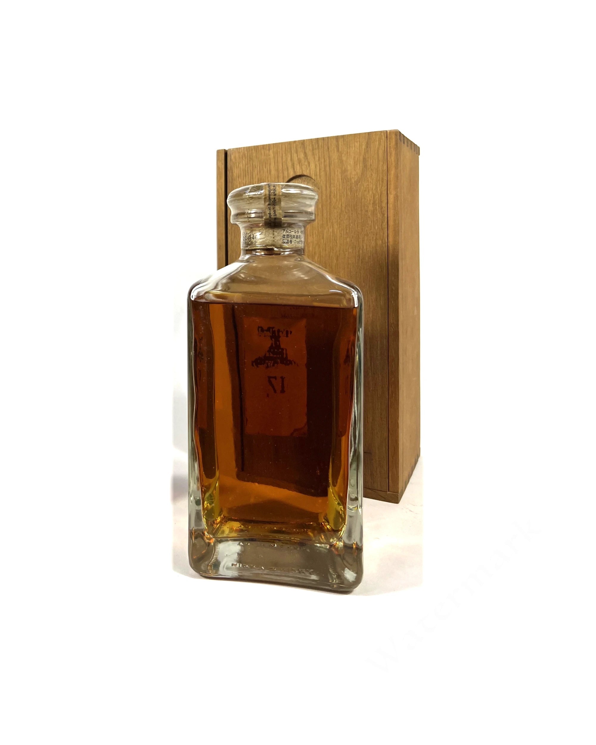 The Blend of Nikka Maltbase 17-year with box