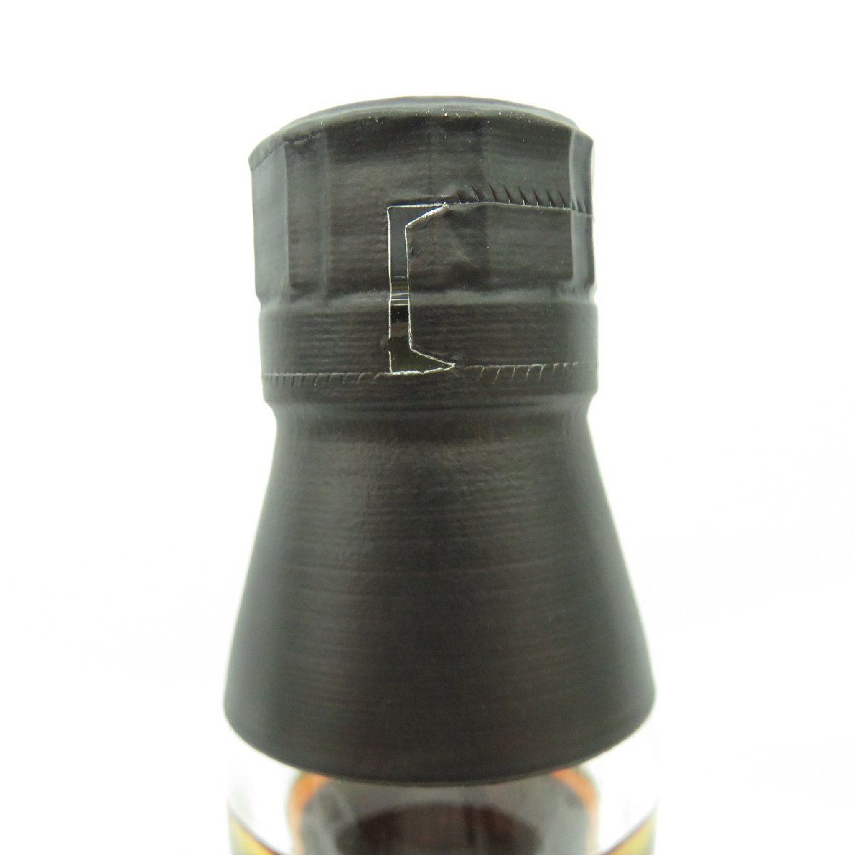 Yamazaki Limited Edition 2016 with box and certificate 700ml