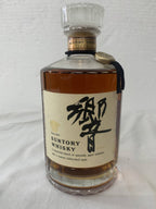 Hibiki Flower Crest Cream Label, back Gold Label (1990's predecessor to 17-year)