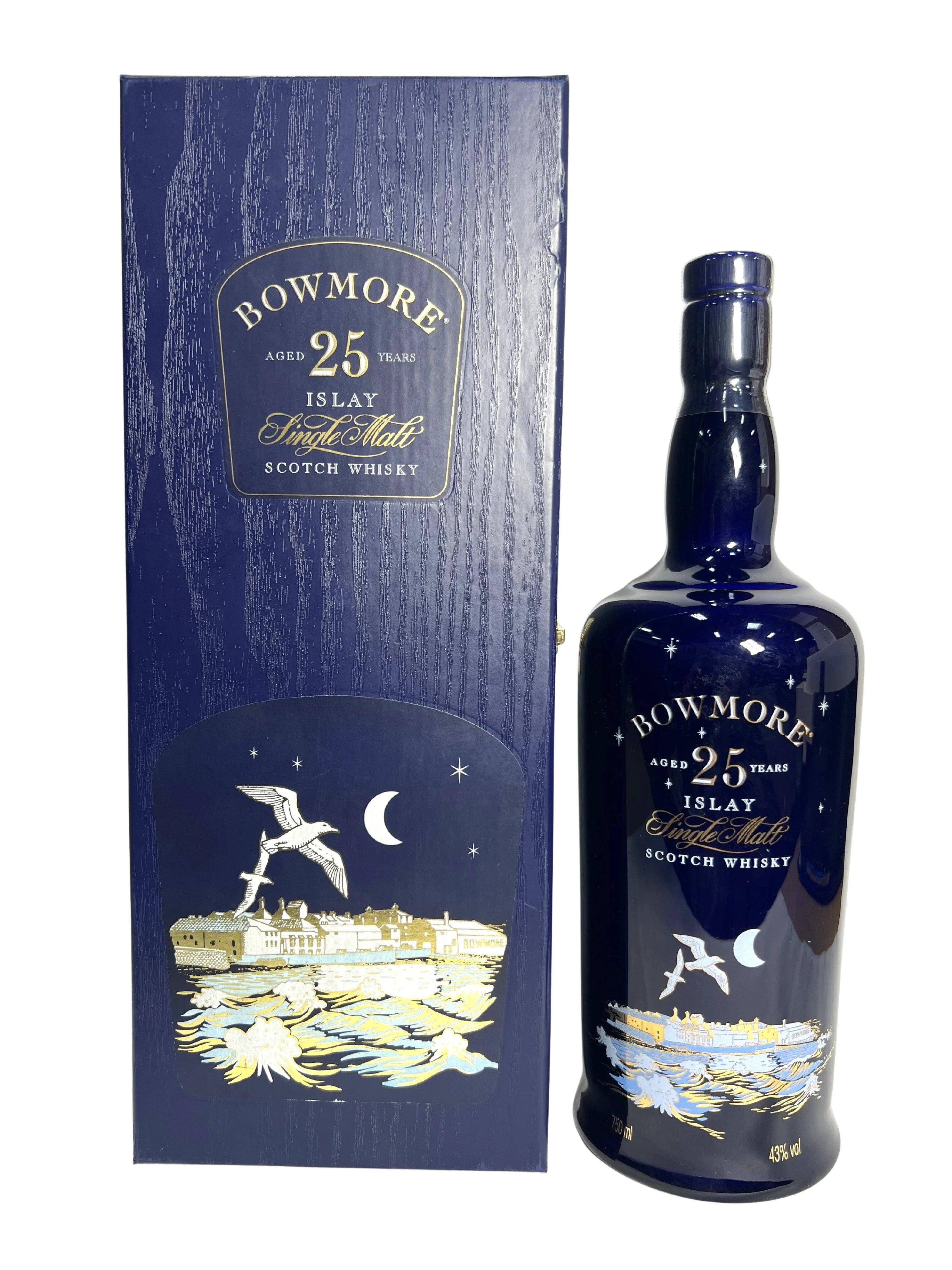 Bowmore 25-Year Islay Single Malt Scotch Whisky -bottle front