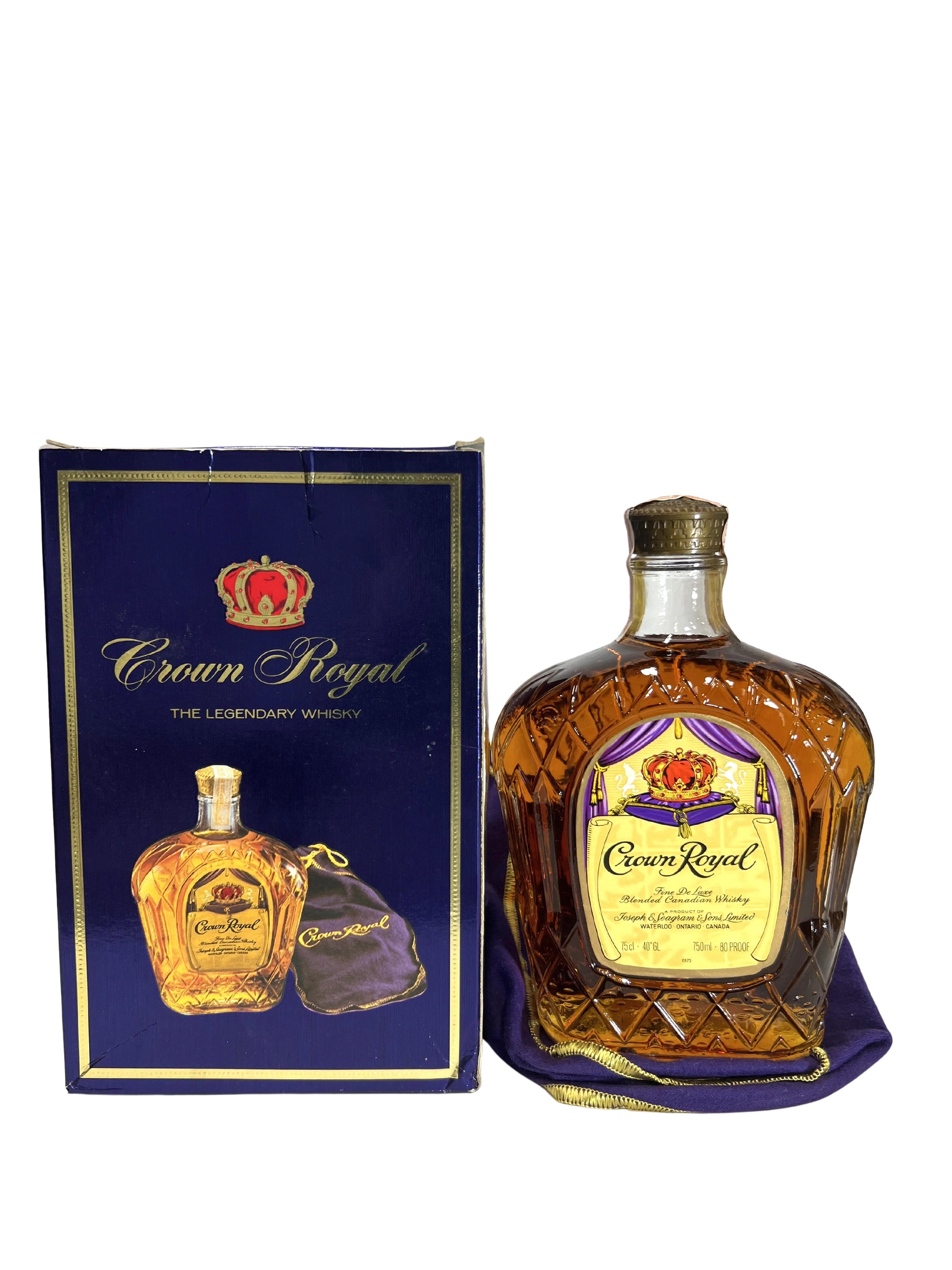 Crown Royal 1979 with bag and box -bottle front