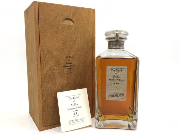 The Blend of Nikka 17-year with wooden box