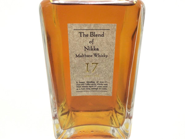 The Blend of Nikka 17-year with wooden box
