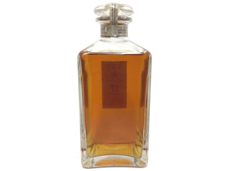 The Blend of Nikka 17-year with wooden box